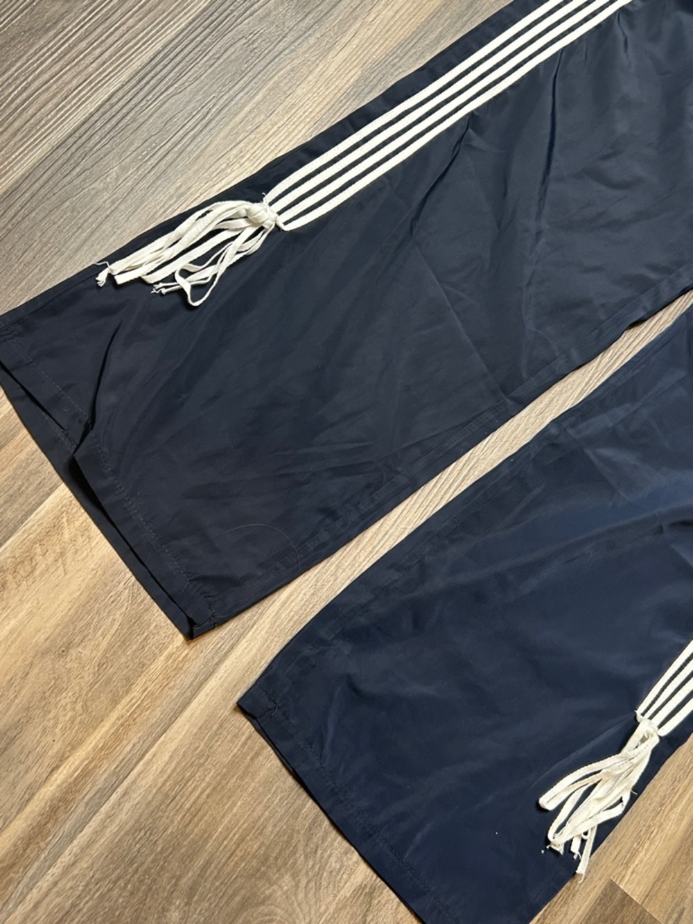 NWOT Edikted Track Pants - Picture 3 of 6